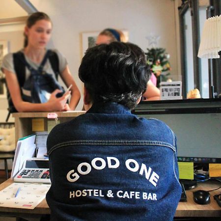 Hostel Good One Poshtel&Cafe Bar Bangkok Exterior foto