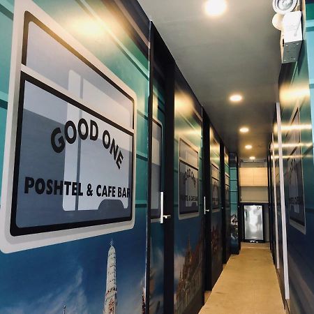 Hostel Good One Poshtel&Cafe Bar Bangkok Exterior foto