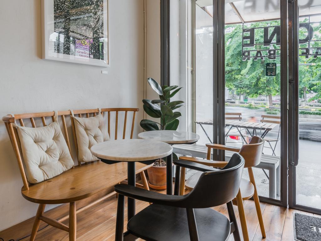 Hostel Good One Poshtel&Cafe Bar Bangkok Exterior foto
