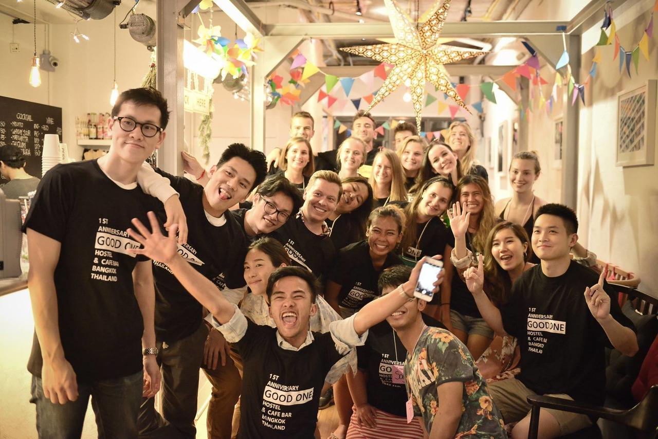 Hostel Good One Poshtel&Cafe Bar Bangkok Exterior foto