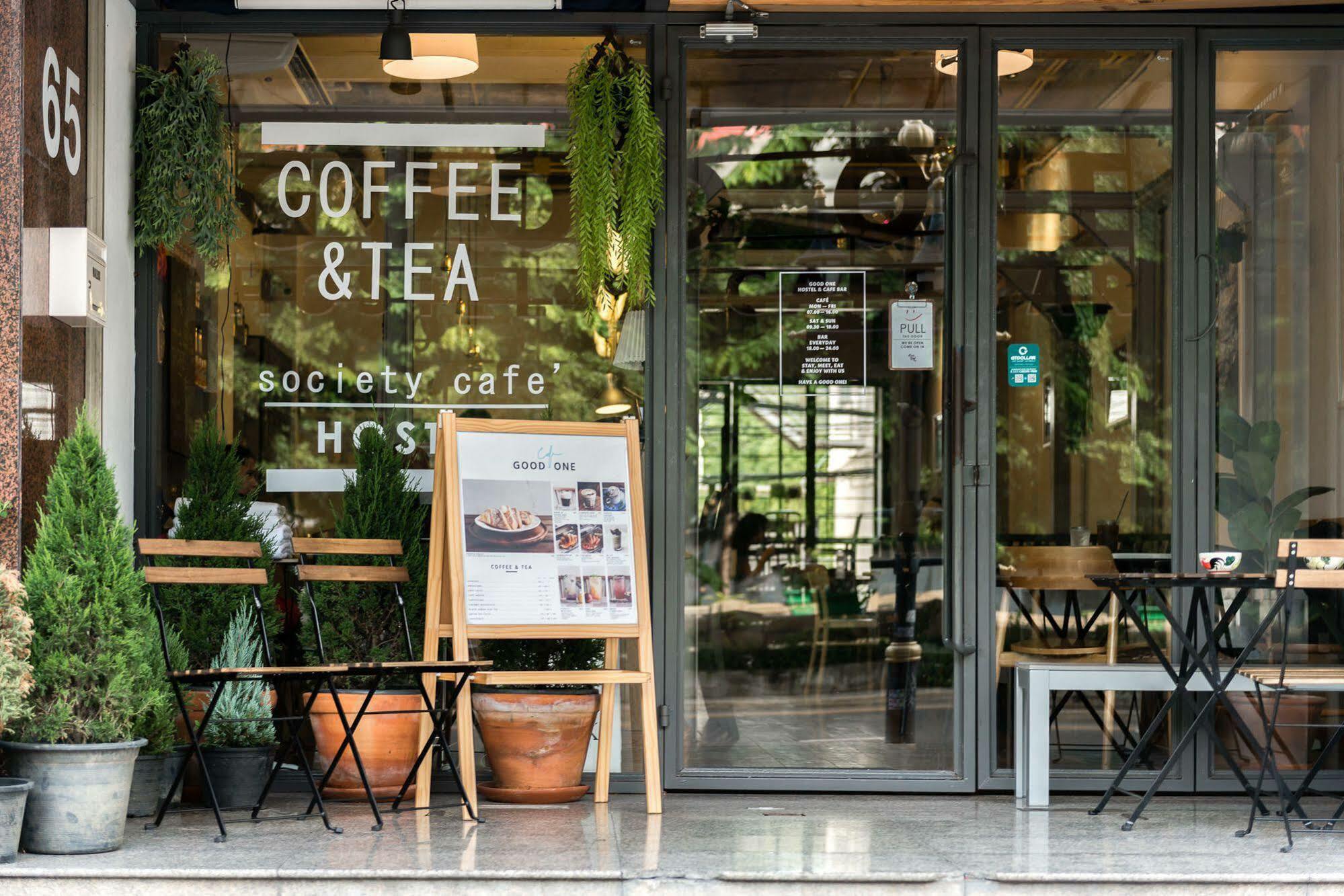 Hostel Good One Poshtel&Cafe Bar Bangkok Exterior foto