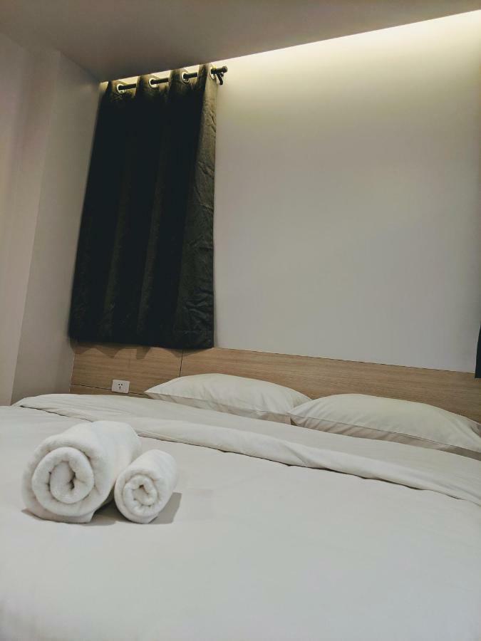 Hostel Good One Poshtel&Cafe Bar Bangkok Exterior foto